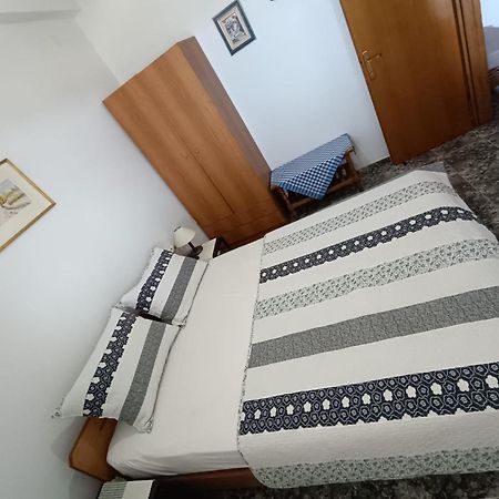 Peristerianos Apartments Nea Skioni Eksteriør billede