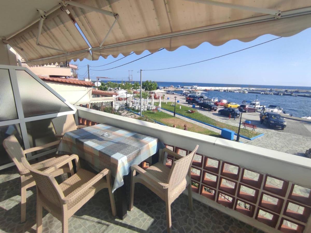 Peristerianos Apartments Nea Skioni Eksteriør billede