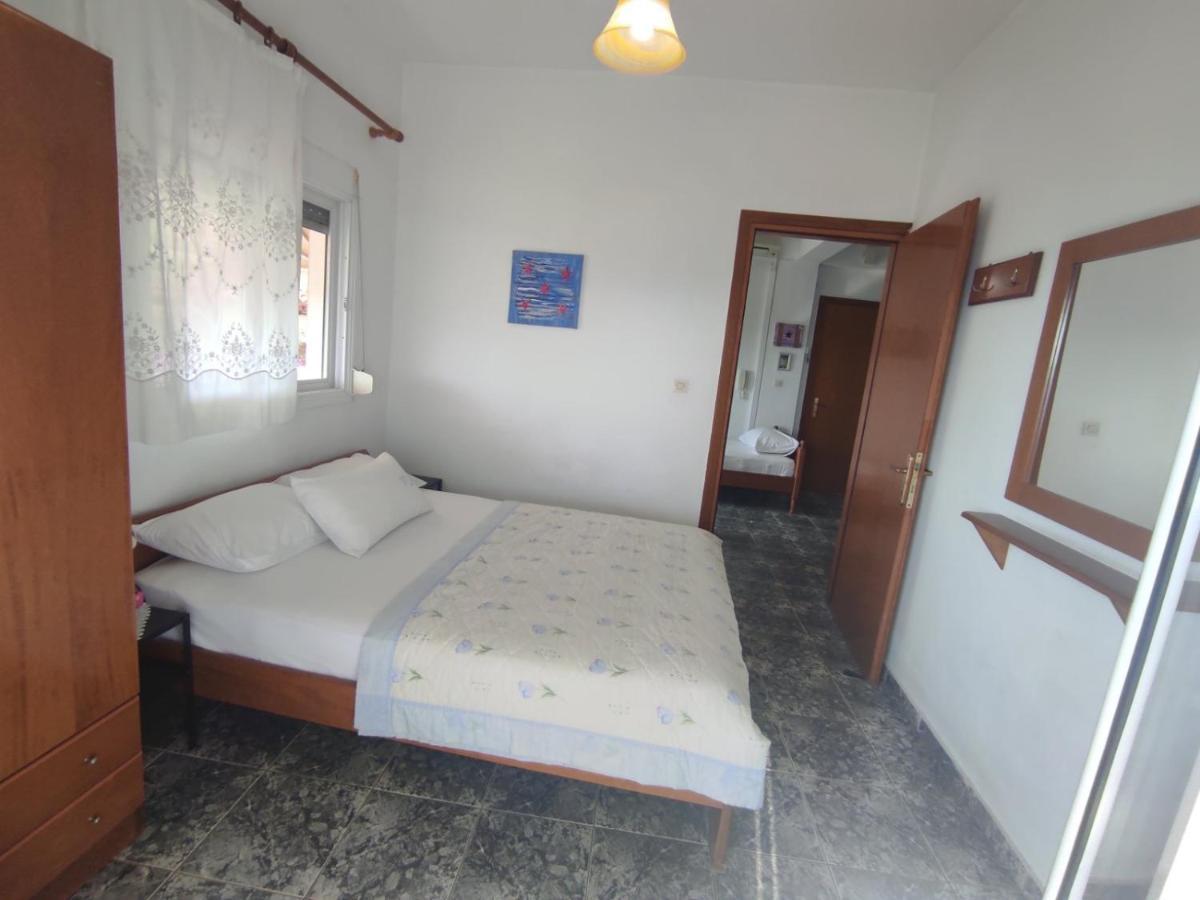 Peristerianos Apartments Nea Skioni Eksteriør billede
