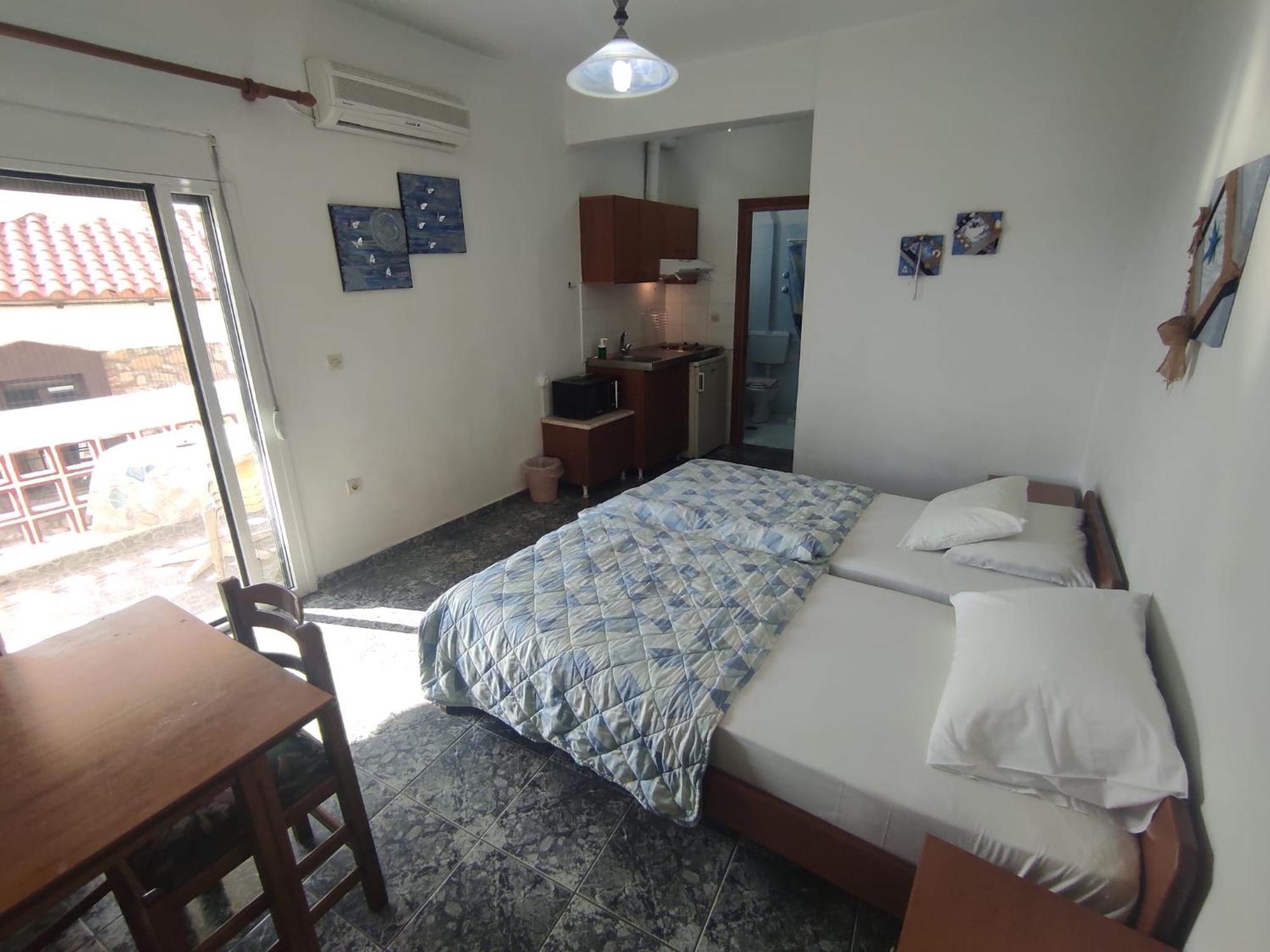 Peristerianos Apartments Nea Skioni Eksteriør billede